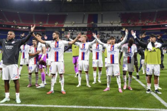 Lyon a Marseille zvladli prve ligove zapasy Greif sa v brane neukazal