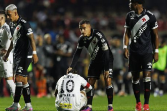 Robite si z nas srandu zasluzite si facku