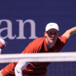 Suverenny Sinner Za obhajobou titulu na US Open vykrocil deklasovanim Cecha nezavahal ani Zverev