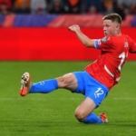 Cesi dosiahli dalsiu vyhru a vedu tabulku