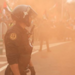 Jazdcom vo vysielackach hrali propalestinske piesne