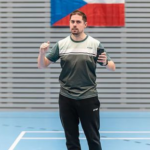 Skandal v ceskom bedmintone Trener natacal zverencov v kupelni