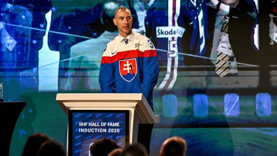 Velky navrat slovenskej legendy Charu do NHL