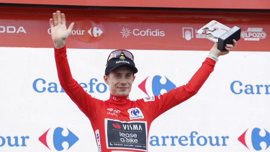 Vitaz Vuelty je zrejme rozhodnuty Vingegaard vsetkym usiel