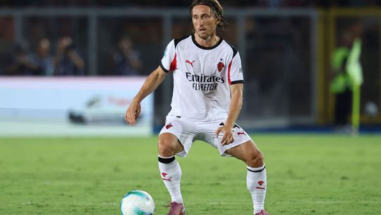 Vyborny vykon 39 rocneho Modrica vymyslel gol AC Milano