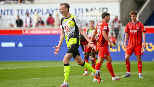 Wolfsburg bez zraneneho Vavra prisiel o tri body v nadstaveni Dortmund novym lidrom Bundesligy