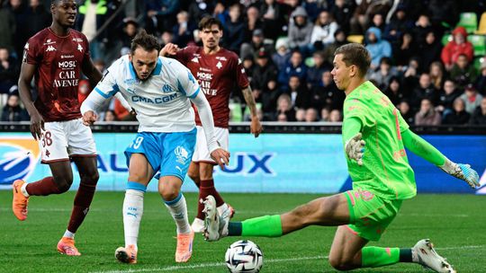 Marseille vitazi doma aj vonku seria pokracuje