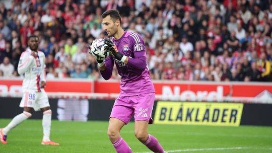 Prvy zapas po kauze s reprezentaciou Lyon prehral na ihrisku Nice