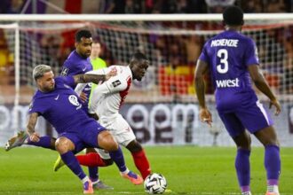 Sauer dostal iba par minut Pariz je na cele