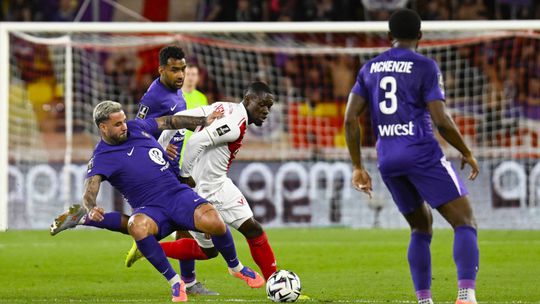 Sauer dostal iba par minut Pariz je na cele