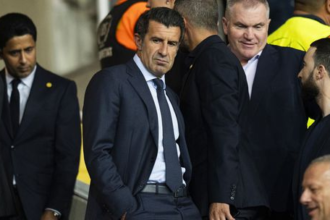 Ten Portugalcan je hajzel Na Luisa Figa v Barcelone nezabudli