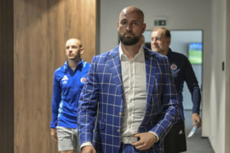 Mrzi ma urcite rozhodnutia ale tu su fakty reaguje Kmotrik Nahnevanym fanusikom poslal odkaz a pozvanku