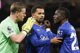 Na Old Trafford videli prekvapivy vysledok a bizarne vylucenie