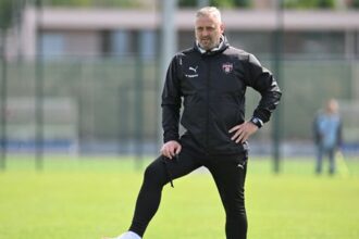 Novinka v stvrtom time futbalovej ligy Trener Scasny skoncil na lavicke Trnavy