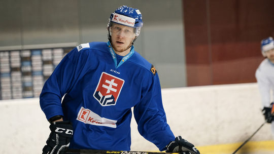 Po rokoch konci v KHL Cajkovsky v Svajciarsku