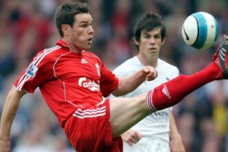 V roku 2005 vyhral Ligu majstrov celi bankrotu