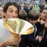 Vynimocny brankar ale mizerny otec Buffon