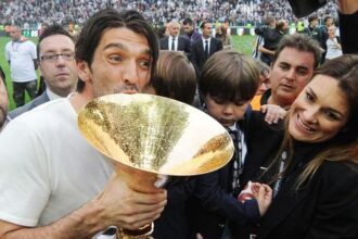 Vynimocny brankar ale mizerny otec Buffon