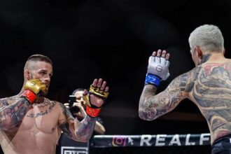 Vztceny prostrednik slovne utoky Slovensky bojovnik napadol divaka