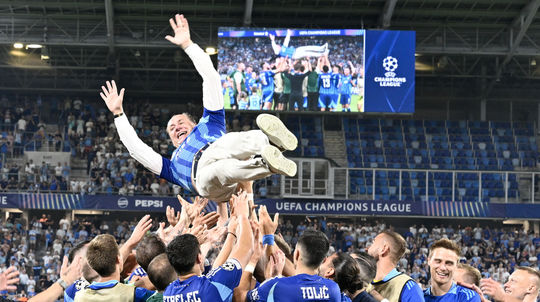 Weiss si vazi Kmotrika inak by povedal co sa deje