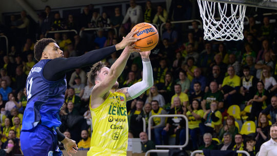 Levice su kralom doma Banik ukoncil Slovan