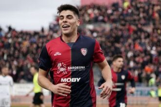 Obert premenil penaltu Cagliari vsak vypadlo v pohari s Neapolom