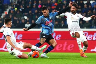 Obranca Obert odohral cely zapas no Cagliari neuspelo O triumfe Atalanty rozhodol Scamacca