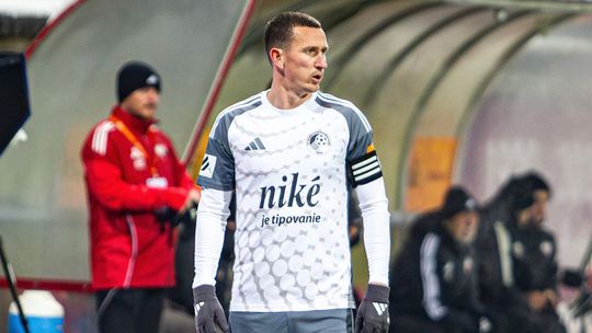 S mladymi futbalistami je to ako s detmi