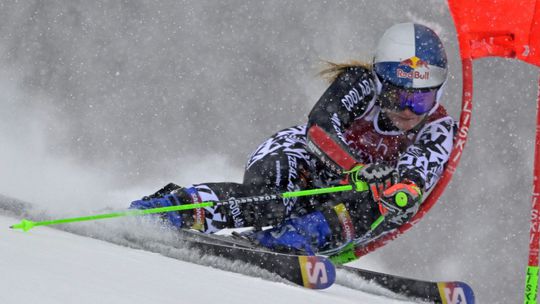 Zasnezene prve kolo obrazku pre Robinsonovu nedorazili dve favoritky ani Jancova