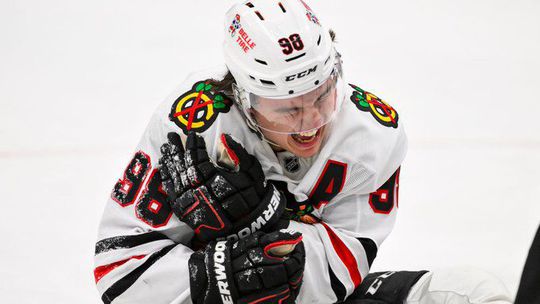 Zla sprava pre Chicago Blackhawks su bez Bedarda