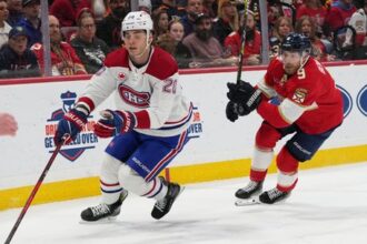 Dramaticky zapas Montrealu na lade sampiona Slafkovsky pomohol ku golu Floridy vykupil sa v predlzeni