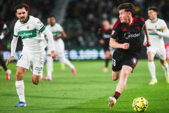 Elche viedlo o dva goly Sevilla sa zachranila v poslednej stvrthodine