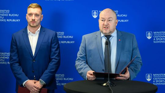 Je to oficialne Hokejovy exreprezentant je splnomocnencom Huliaka Kto to je a co bude robiti