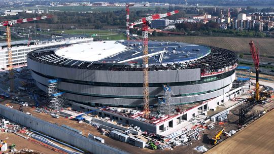 Na ktorych stadionoch sa uskutocnia zapasy hokejoveho turnaja ZOH 2026