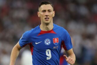 Problem pred marcovou barazou Bozenik a Calzona