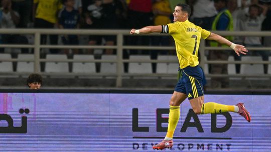 Rodak s Dudom celil Ronaldovi Hviezdny Portugalcan prekonal Slovaka kurioznym golom