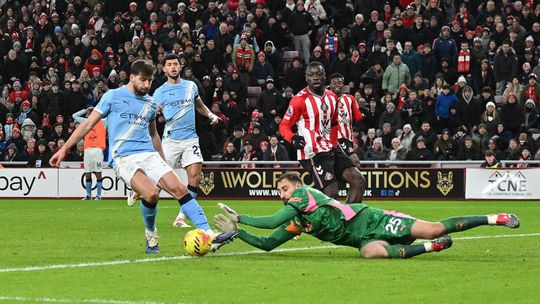 Sunderland remizou 00 ukoncil vitaznu seriu Manchestru City