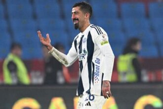 Usta mu nezavreli Bizarne vylucenie v tureckej lige dve zlte a cervena za par sekund