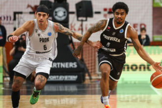 Zaplnen tribny sa zazraku nedockali Basketbalisti Prievidze v sutazi koncia