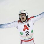 rekordne piate vitezstvo kralom nocneho slalomu v schladmingu sa stal kristoffersen
