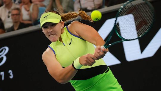 vtipna hviezdicka mlada ruska kritizovala svoju trenerku sedi len v kute mala by sa zlepsit