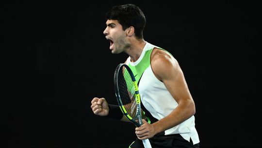 Djokovic sa snazil co mohol ale na mladeho Alcaraza to nestacilo