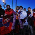 Krajina dlho nezaila tak smutn rno o me zlomi vae srdcia Optajte sa Slovkov