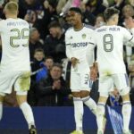 Leeds si doma poradil s Nottinghamom hostia sa golovo presadili az na konci