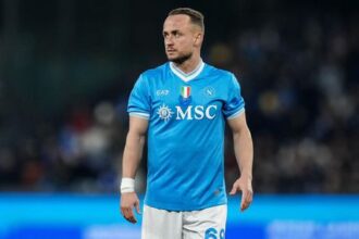 Neapol s Lobotkom prehral na ihrisku Atalanty AC Milano doma nestacilo na Parmu