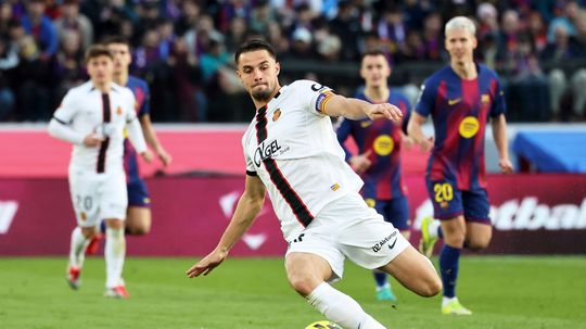 Valjent so spoluhracmi su az po usi namoceni v boji o zachranu Klub sa rozhodol vymenit trenera