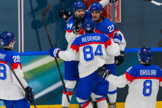 Zradna situacia Slovaci mozu proti favoritovi aj prehrat ale nie o vela Budeme pripraveni na vsetky scenare tvrdi Orszagh