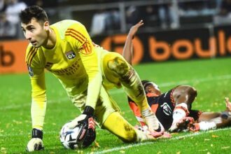 Greif prehre Lyonu na pode Marseille nezabranil o triumfe rozhodol v nadstavenom case Aubameyang