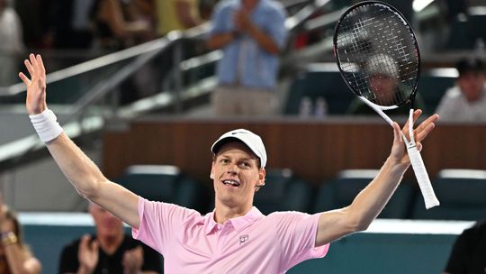 Hram neuveritelny tenis pochvalil sa Sinner Talian je len krok od historickeho vitazstva
