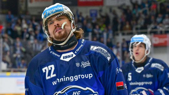 Kladno na zaciatku play off sokovalo Spartu Slovaci prispeli k vyazstvu Brna